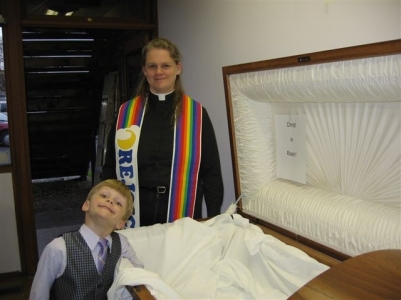 Jane & Orion at Jesus’ empty coffin